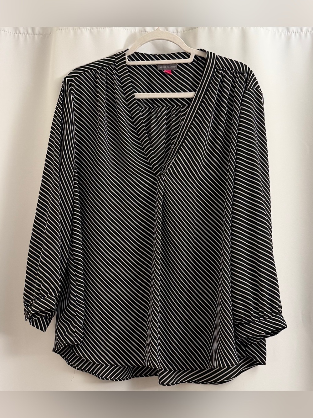 Vince Camuto Black and White Diagonal Stripe Long Sleeve V-Neck Dress